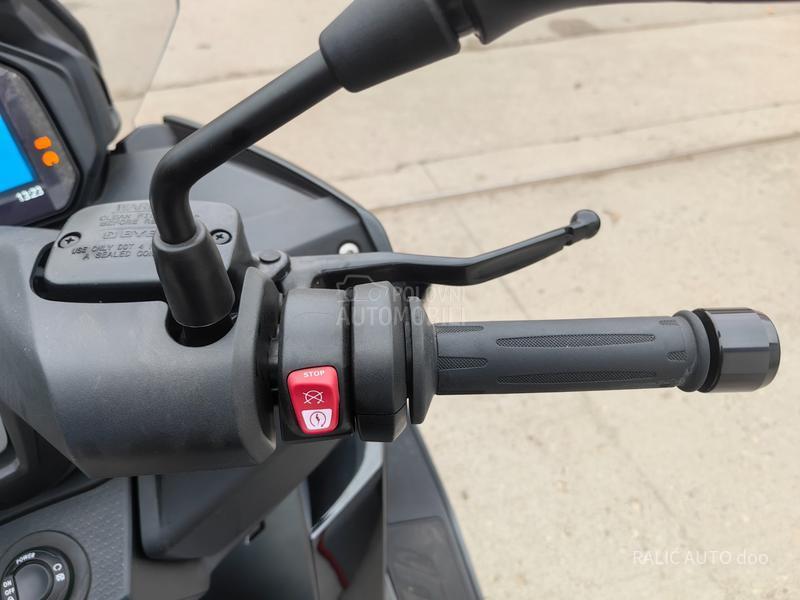 BMW C400 GT TRIPLE BLACK