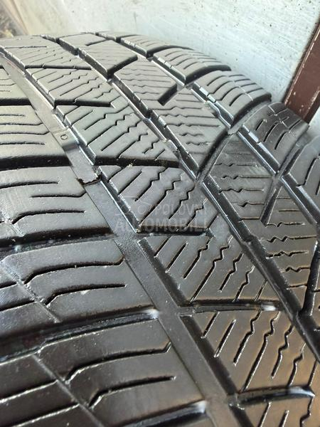 Barum 215/55 R17 Zimska