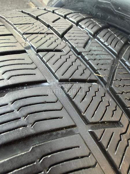 Barum 215/55 R17 Zimska