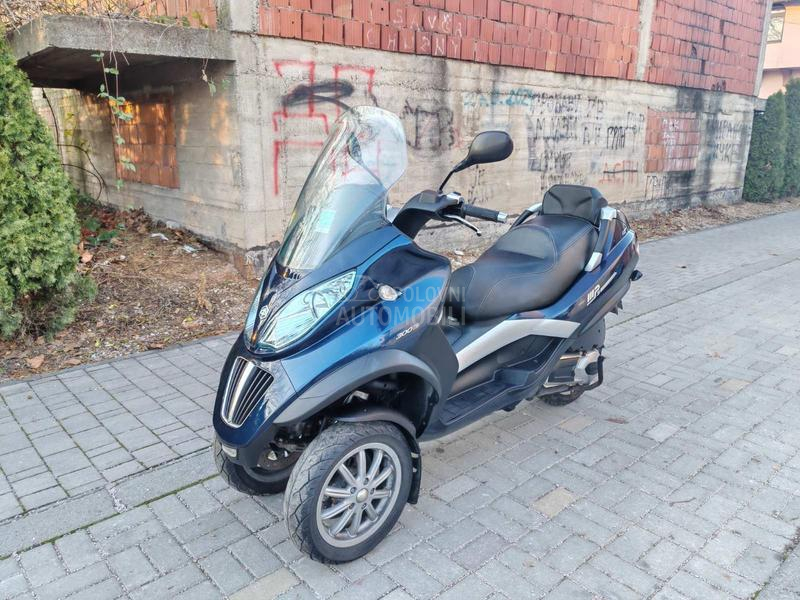 Piaggio mp3 lt