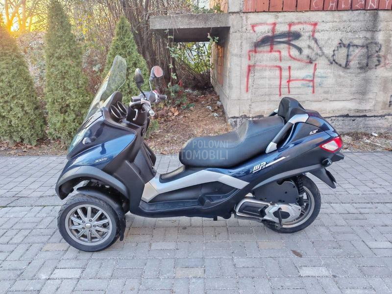 Piaggio mp3 lt