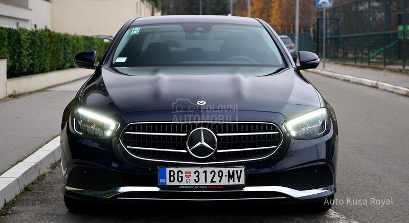 Mercedes Benz E 200 1.6D / AUT / REG /