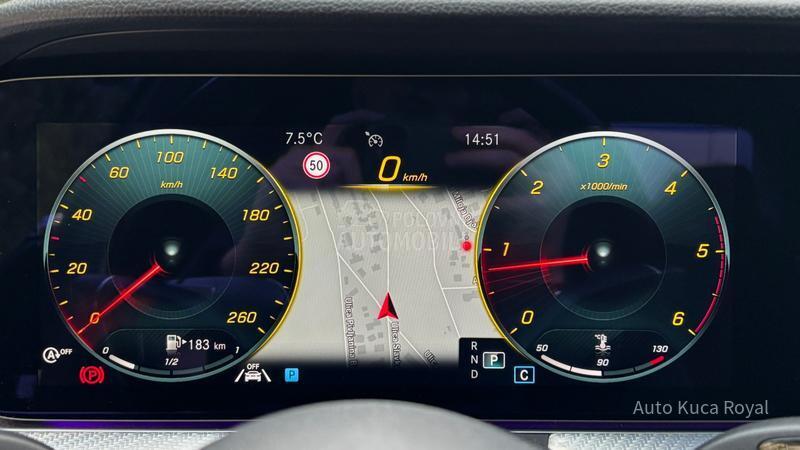 Mercedes Benz E 200 1.6D / AUT / REG /