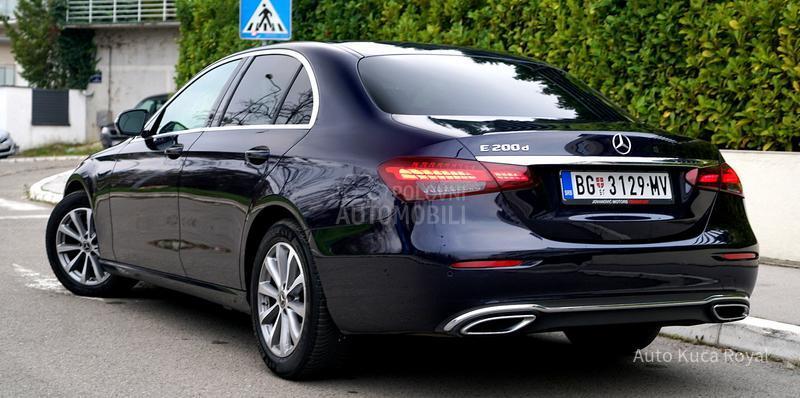 Mercedes Benz E 200 1.6D / AUT / REG /