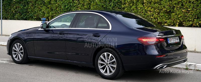 Mercedes Benz E 200 1.6D / AUT / REG /