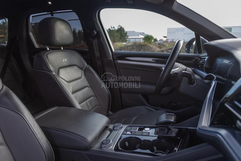 Volkswagen Touareg 3.0 R LINE 4MOTION