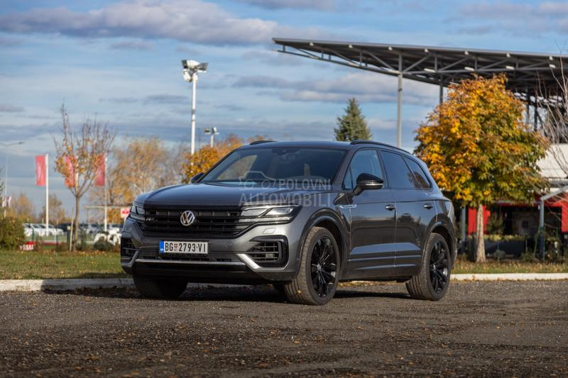 Volkswagen Touareg 3.0 R LINE 4MOTION