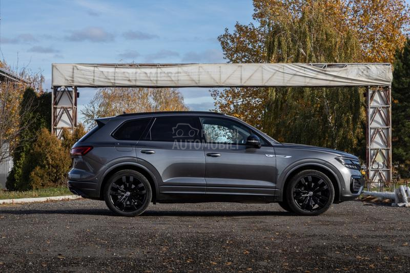 Volkswagen Touareg 3.0 R LINE 4MOTION