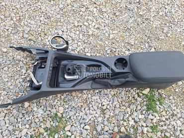 Naslon za ruku X1 za BMW X1 od 2009. do 2016. god.