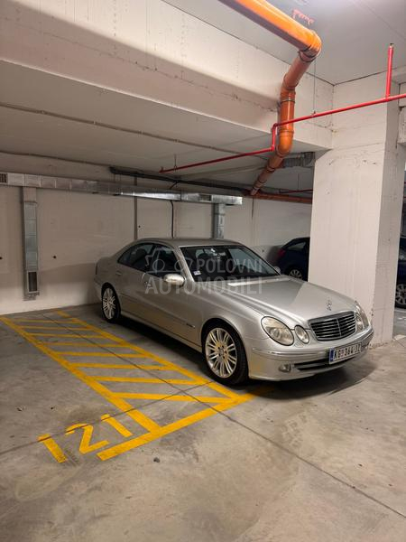 Mercedes Benz E 320 OM648