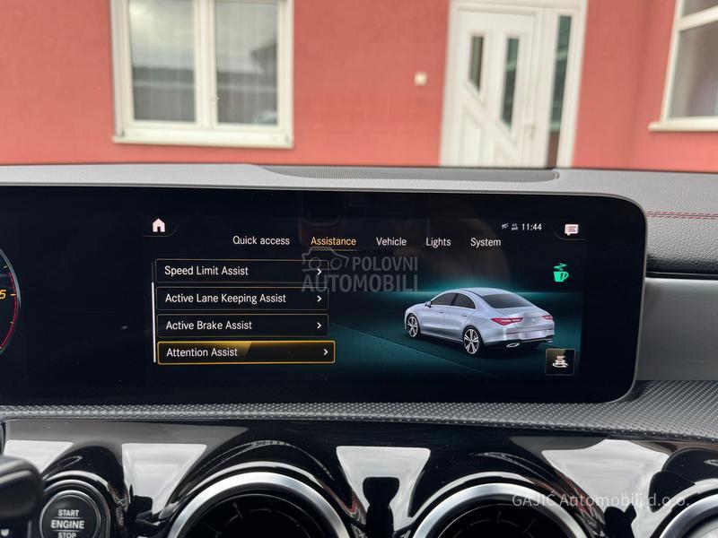 Mercedes Benz CLA 180 d AMG