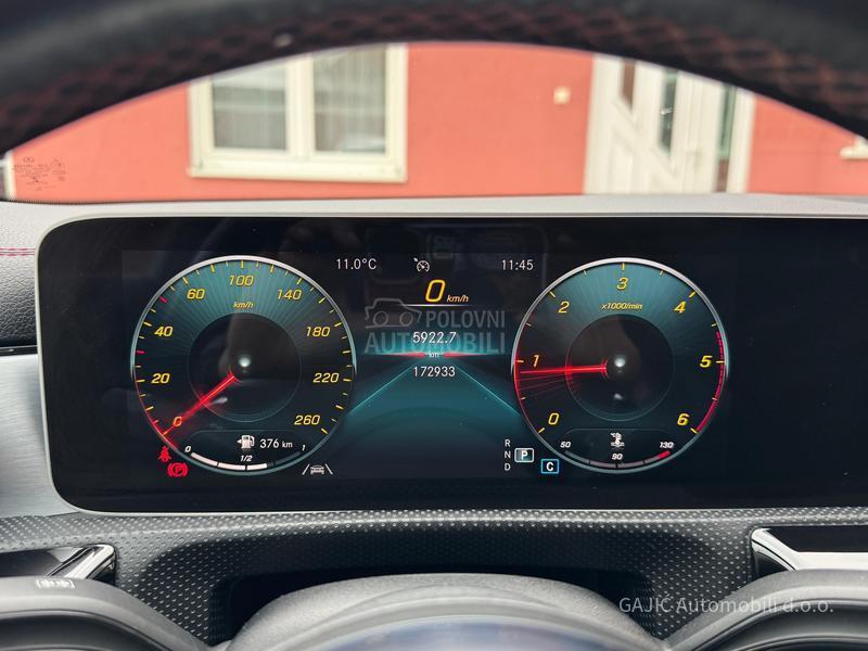 Mercedes Benz CLA 180 d AMG