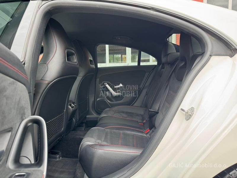 Mercedes Benz CLA 180 d AMG