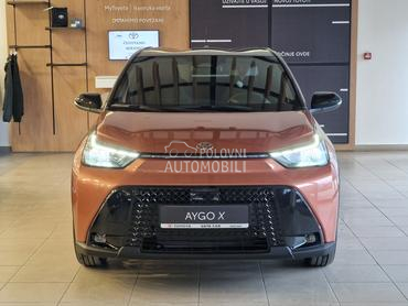 Toyota Aygo X 1.5 HEV  X-TREND