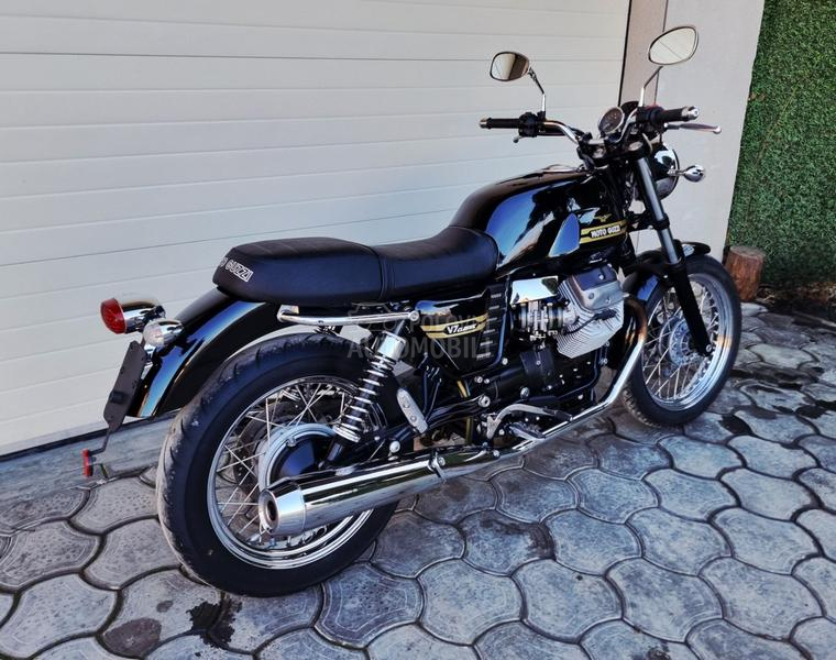 Moto Guzzi V7 Classic