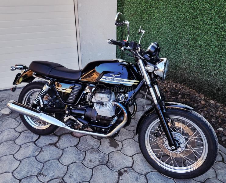 Moto Guzzi V7 Classic