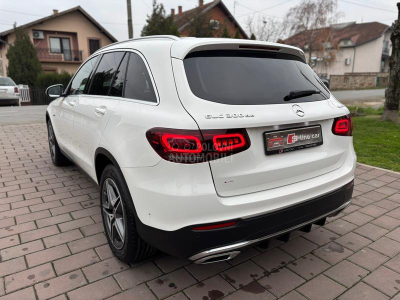 Mercedes Benz GLC 300 DE AMG VIRT AIR KAM
