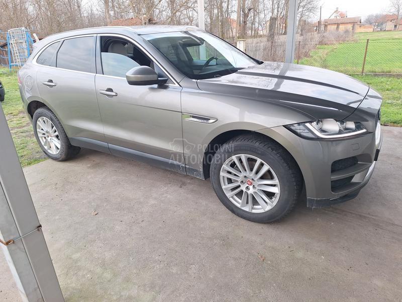 Jaguar F pace awd