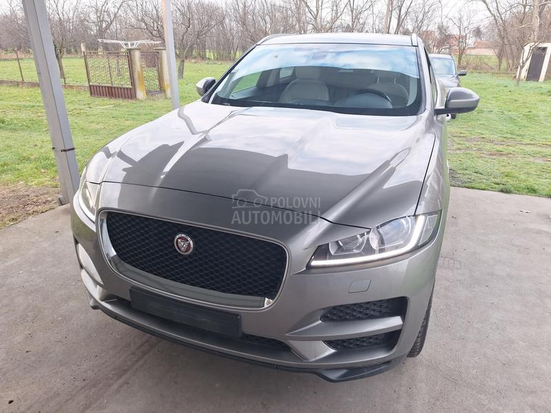 Jaguar F pace awd