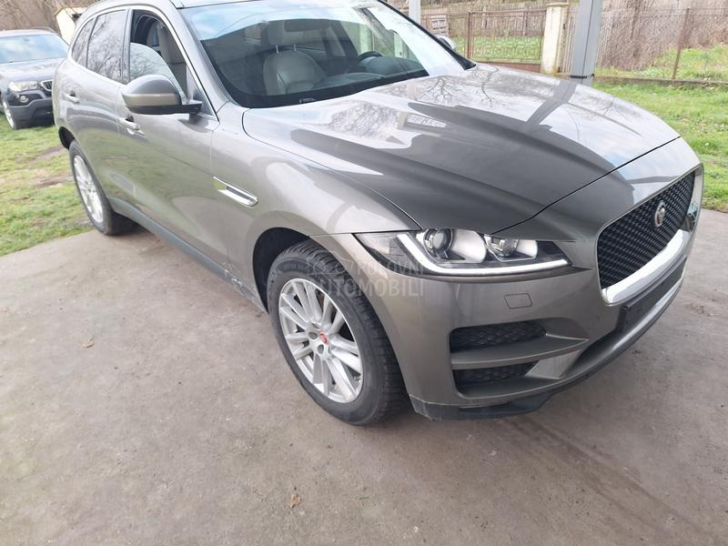 Jaguar F pace awd