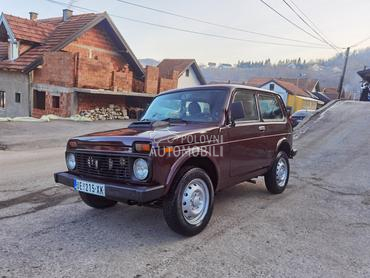 Lada Niva 1.7i O.P.I.S SERVO