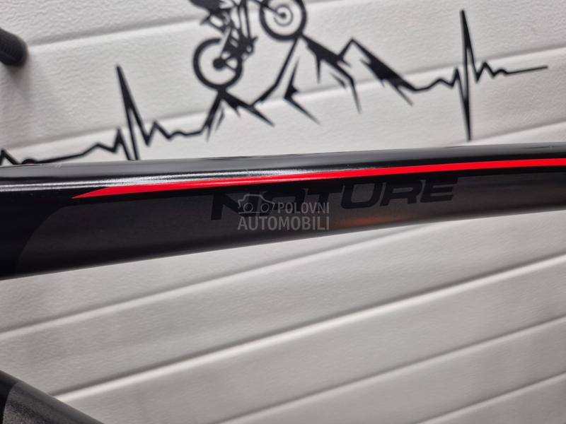 Cube Nature XT vel.62 cm TOP