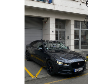 Jaguar XE 2.0 PREMIUM