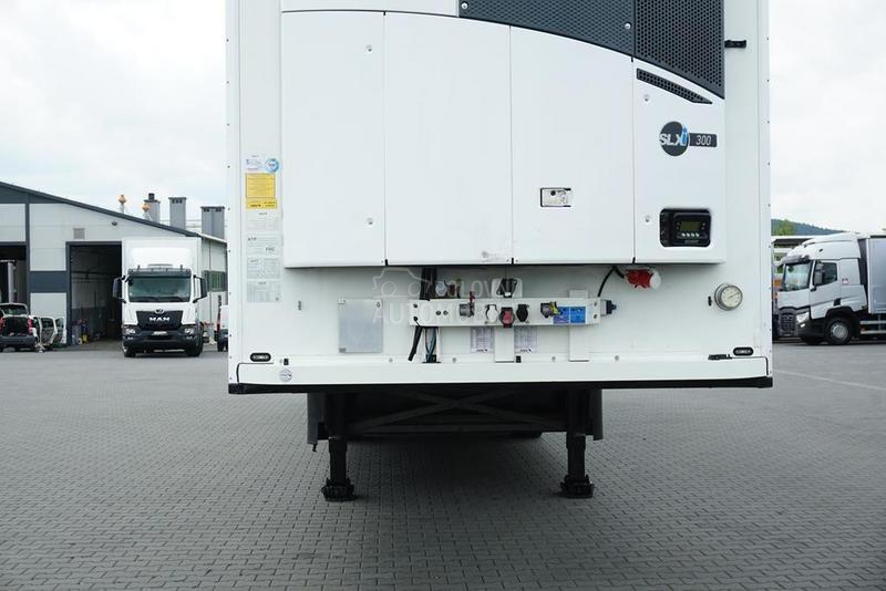 Schmitz Cargobull  DOM1688