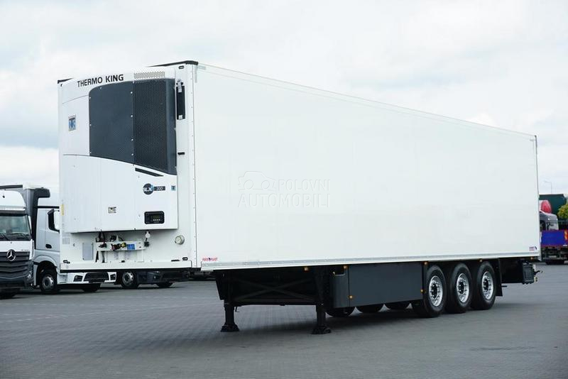 Schmitz Cargobull  DOM1688