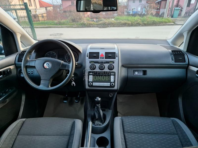 Volkswagen Touran 1,9 TDI BESPREK0RAN