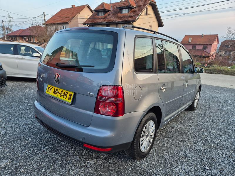 Volkswagen Touran 1,9 TDI BESPREK0RAN