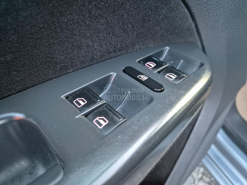 Volkswagen Touran 1,9 TDI BESPREK0RAN