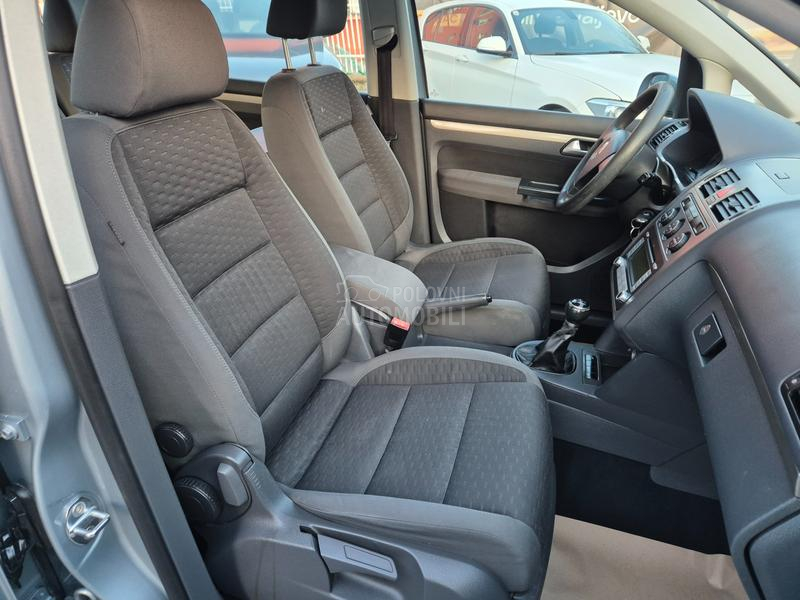 Volkswagen Touran 1,9 TDI BESPREK0RAN