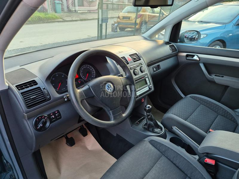 Volkswagen Touran 1,9 TDI BESPREK0RAN