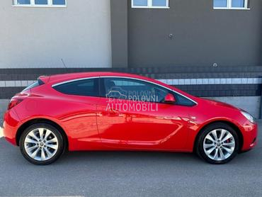 Opel Astra J gtc