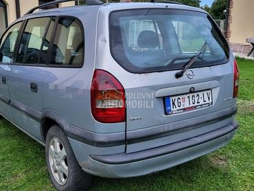 Opel Zafira 