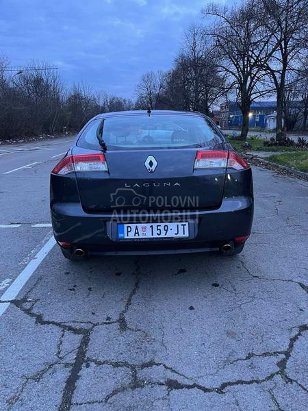 Renault Laguna 
