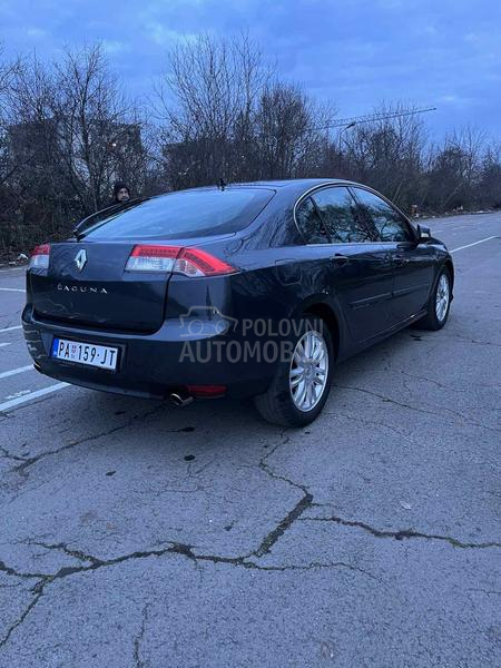 Renault Laguna 