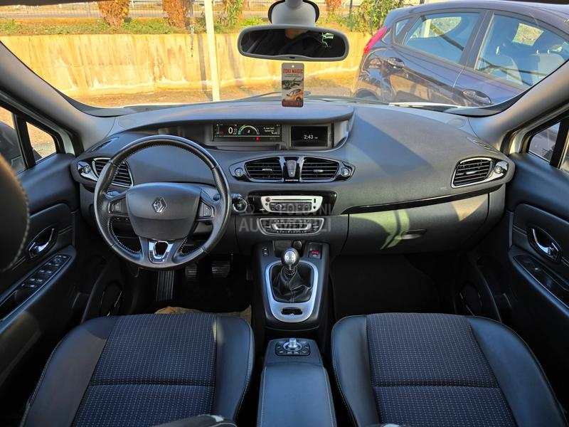 Renault Scenic BOSE