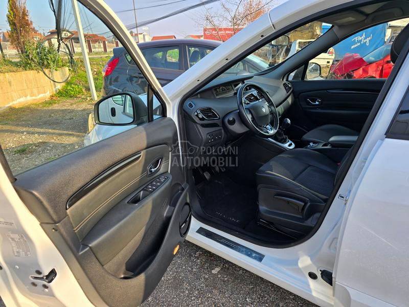 Renault Scenic BOSE