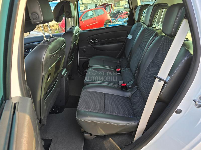 Renault Scenic BOSE