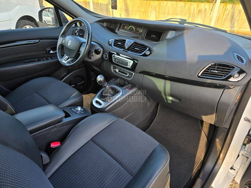 Renault Scenic BOSE
