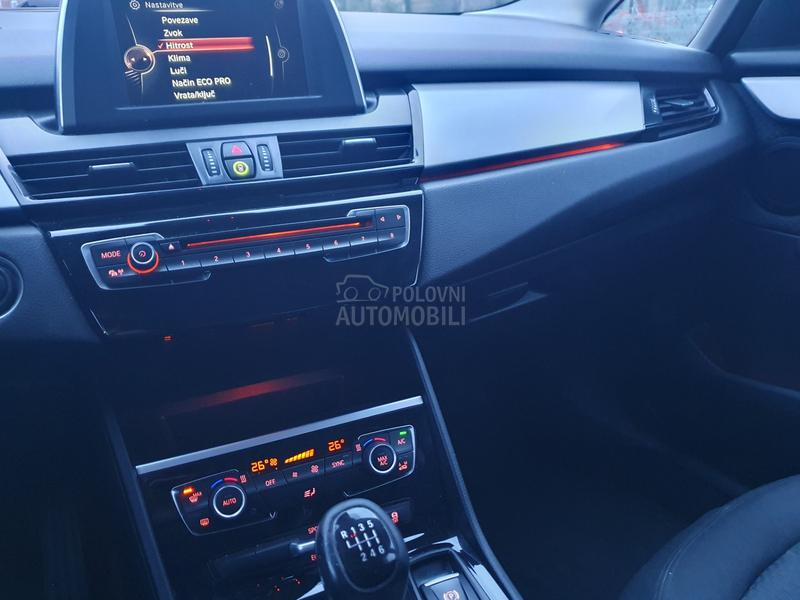 BMW 218 218d GranTourer 7sed