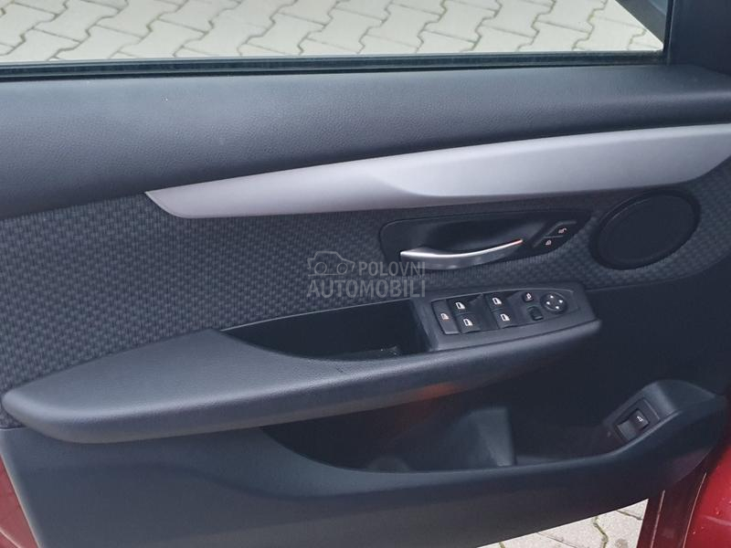 BMW 218 218d GranTourer 7sed