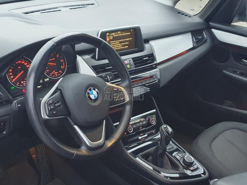 BMW 218 218d GranTourer 7sed