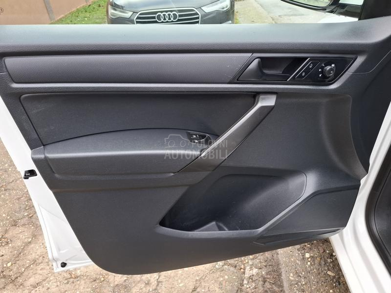 Volkswagen Caddy 1.6 TDI//NOVO//