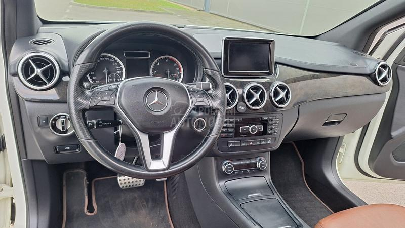 Mercedes Benz B 200 B 200 TOTALNI FUUL