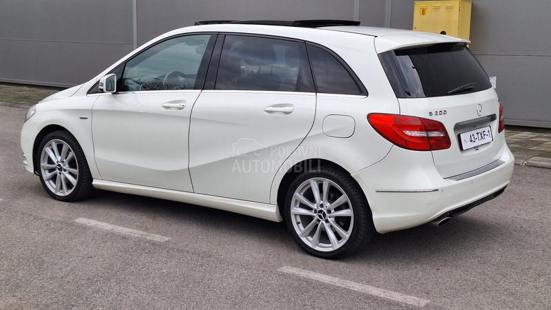 Mercedes Benz B 200 B 200 TOTALNI FUUL