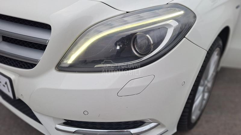 Mercedes Benz B 200 B 200 TOTALNI FUUL