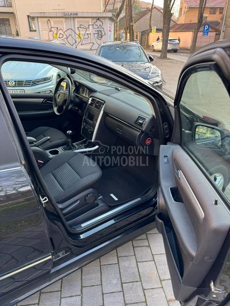 Mercedes Benz B 180 CDI